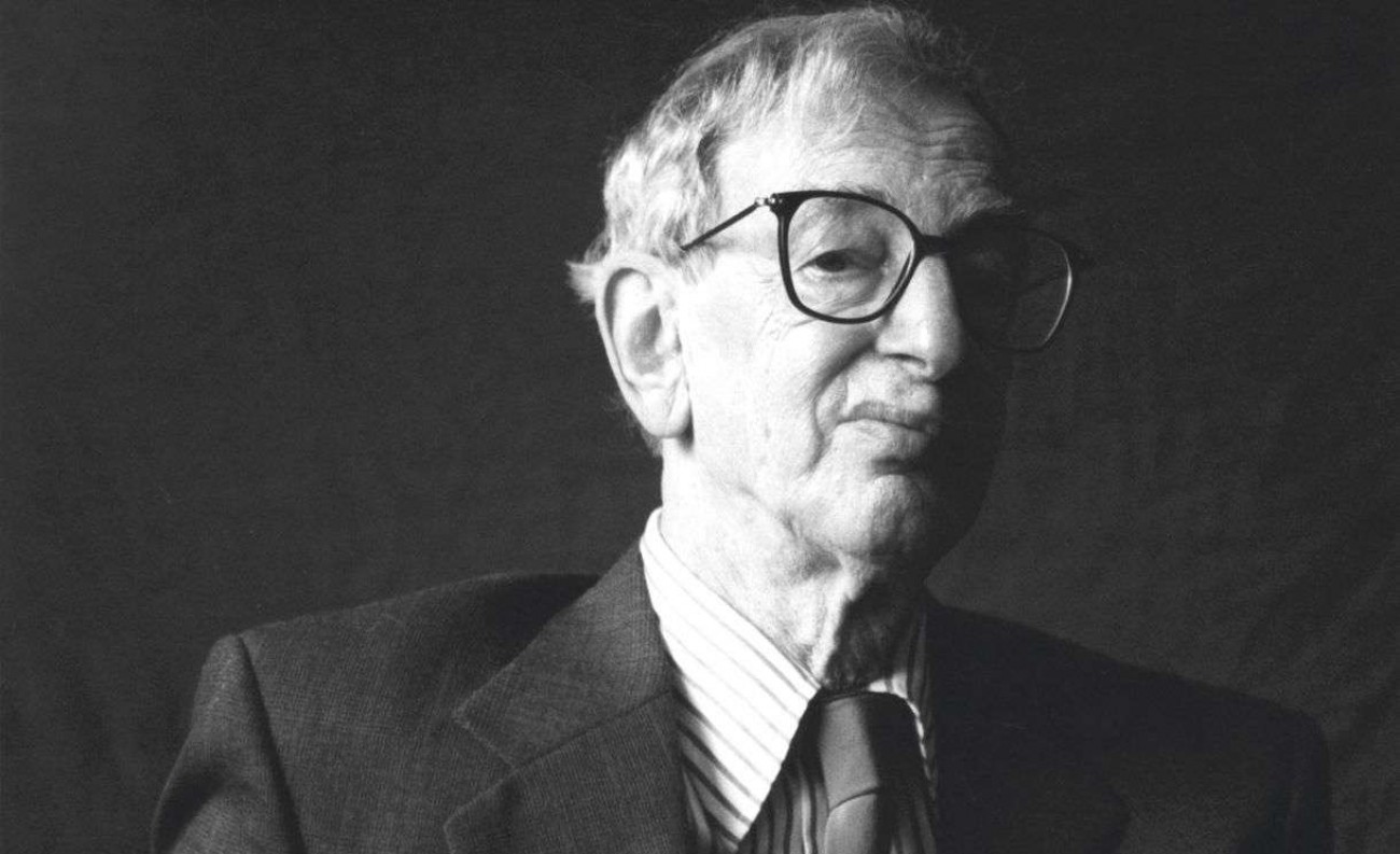 O relativismo de Eric Hobsbawm: Mais um engodo no processo de “santificação” dos ídolos comunistas