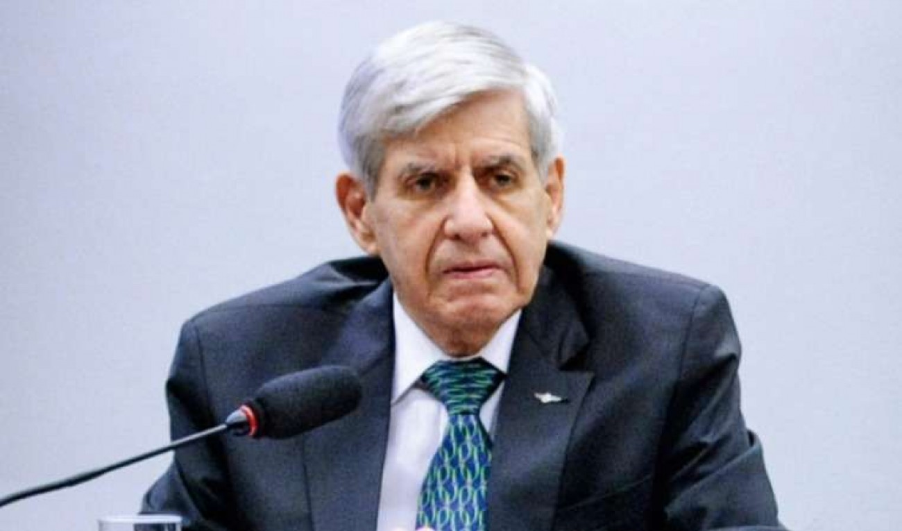 PSOL pede a Moraes a prisão preventiva do General Heleno