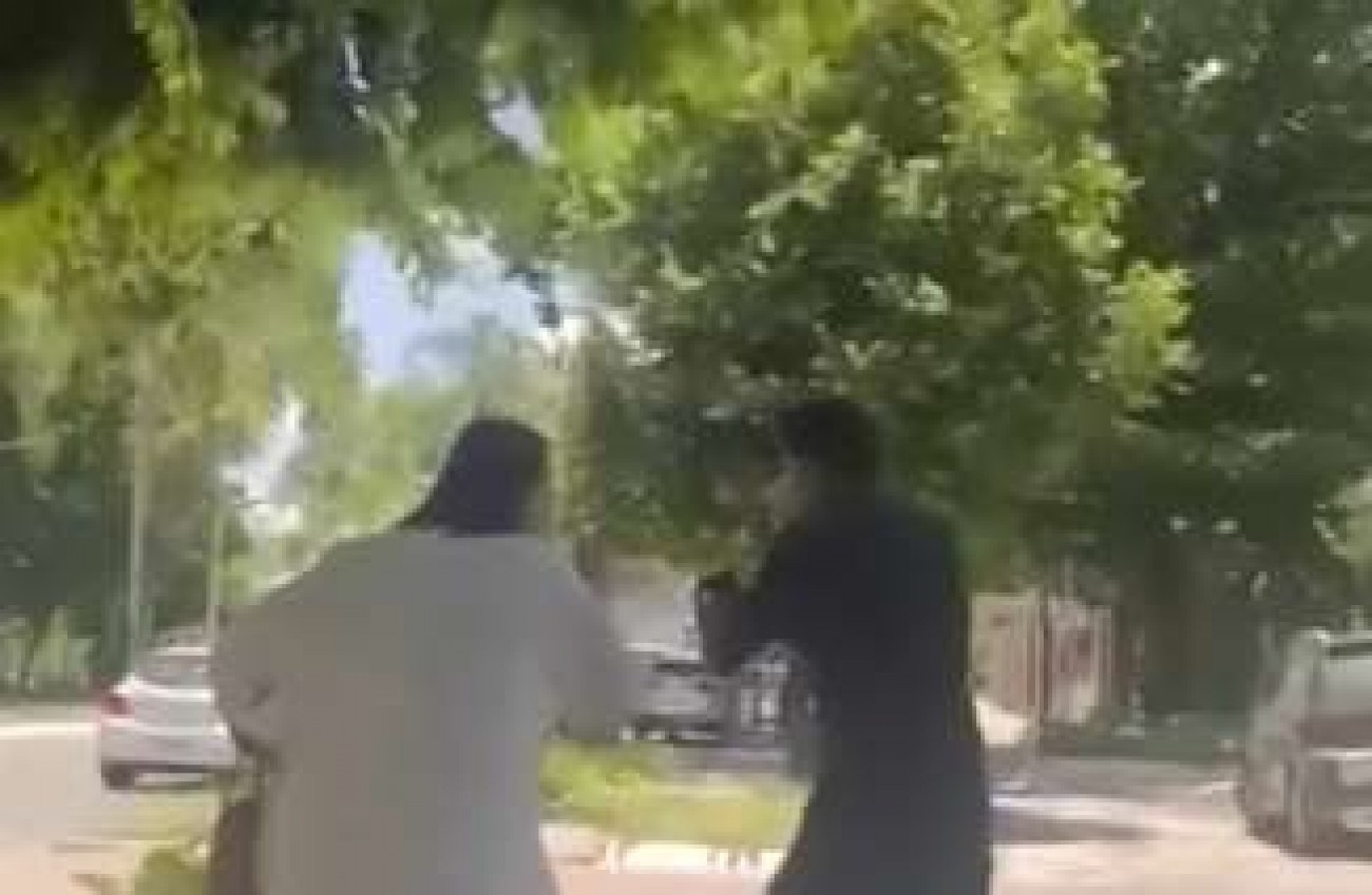 Entregador é agredido e humilhado por servidora de Tribunal (veja o vídeo)