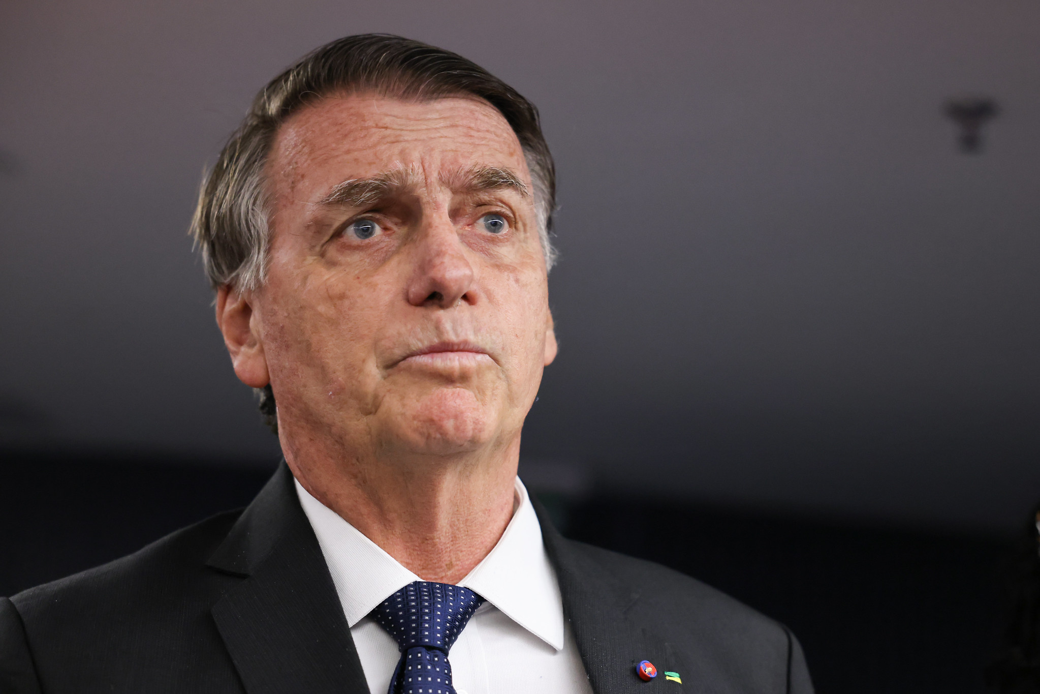 ESCÂNDALO: Perseguição Absurda Tenta Calar Bolsonaro, Mas o Gigante Resiste na Papudinha!
