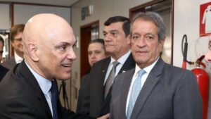 Se não ganharmos eleição, Bolsonaro vai ficar mais dez anos preso, afirma Valdemar