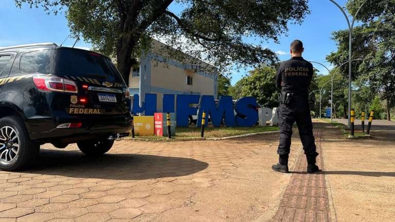 PF chega cedo em Universidade Federal em nova fase da Operação Lucro Espúrio