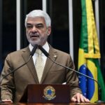 Humberto Costa aparece em 4º lugar na pesquisa e caminha para ser expurgado do Senado
