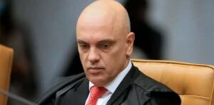 Moraes diz sim a deputado, impõe estranha ordem, mas acaba superado