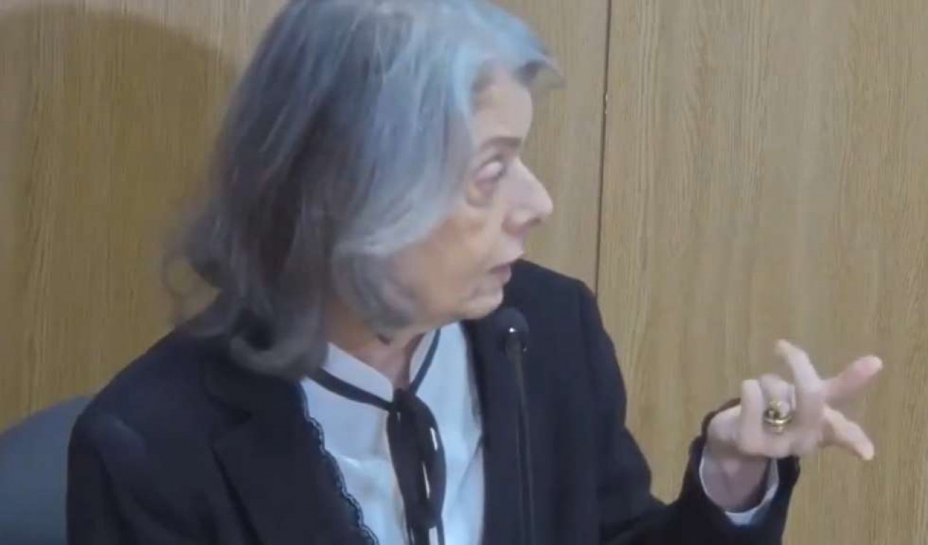 Cármen Lúcia sente e está prestes a deixar o STF (veja o vídeo)