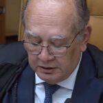 Gilmar surta em manifestação após pedido de indiciamento contra ele, Moraes, Toffoli e Gonet