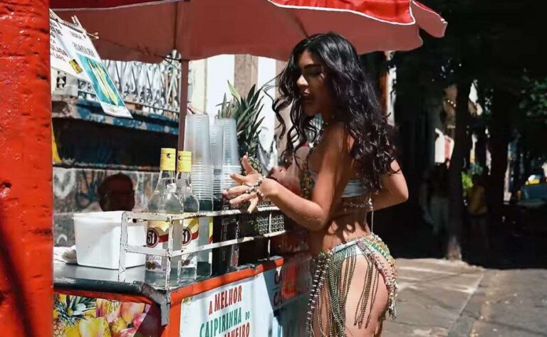 Cantora anuncia o 3º diagnóstico de câncer e dá lição de coragem e bom humor: Eu já posso pedir música no Fantástico