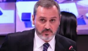 URGENTE: Ainda em parafuso, PF se manifesta após papelão na prisão de Ramagem nos EUA