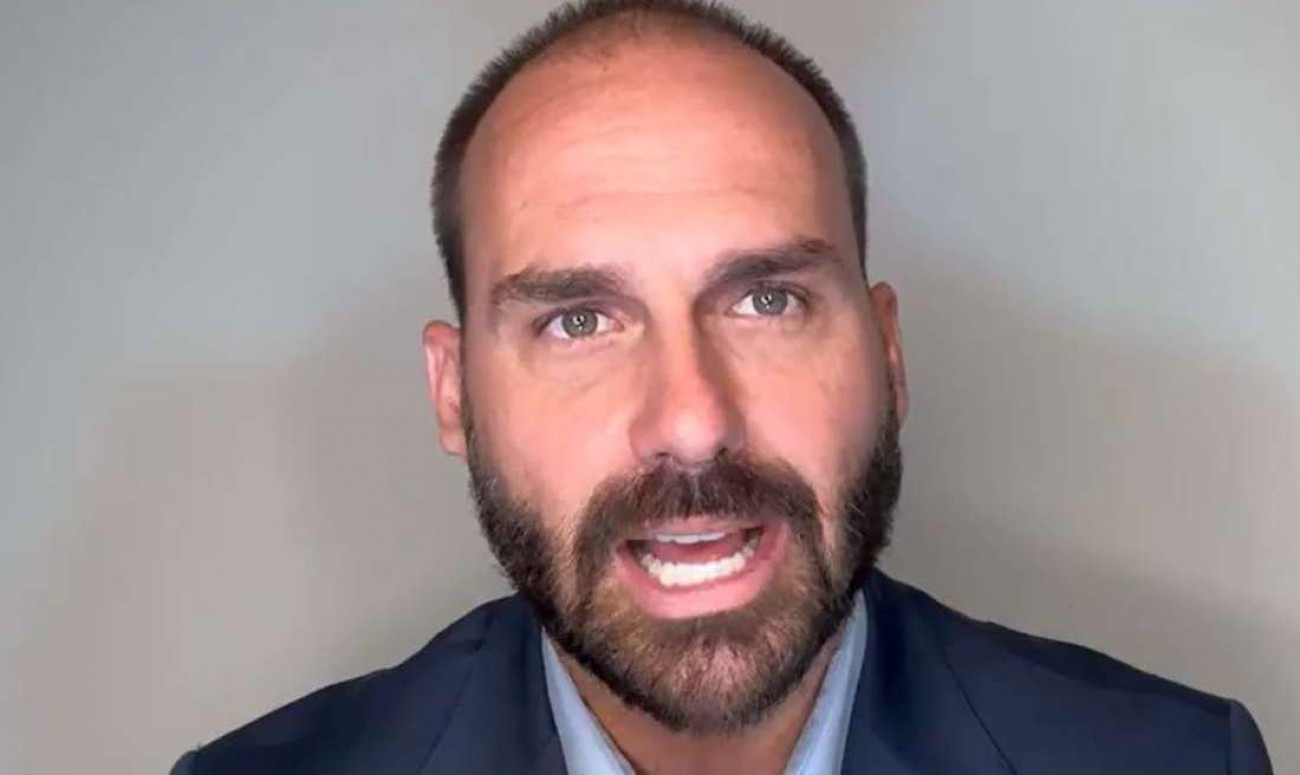 Eduardo faz alerta sobre ação ilegal de Moraes em instituições americanas