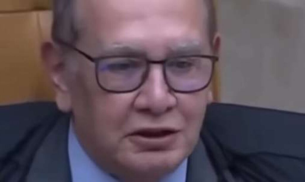 Jornalista americano sobe o tom após absurdo pedido de Gilmar Mendes