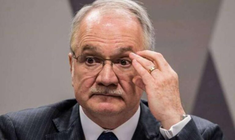 Fachin derruba liminar que impedia o governo do DF de socorrer o BRB