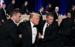 Serviço Secreto dos EUA revela a situação do agente baleado