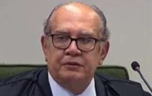 Eis um novo vídeo para deixar Gilmar em parafuso