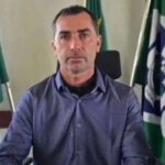 Vereador é surpreendido por cidadão e queimado vivo