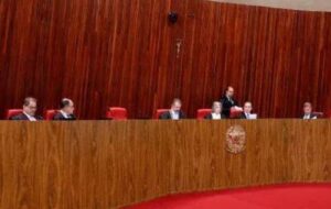 Mais um governador pode ser cassado hoje