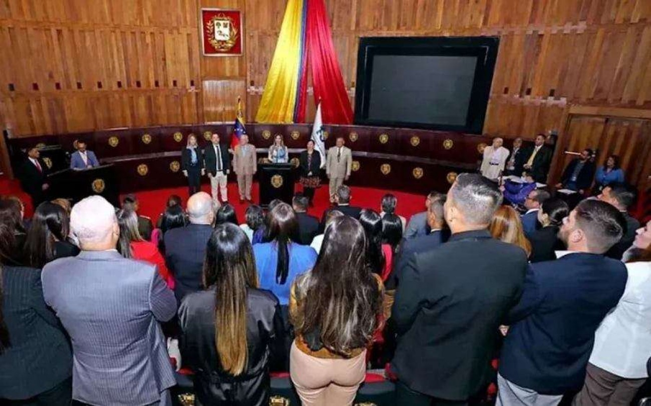URGENTE: 8 ministros da Suprema Corte são destituídos na Venezuela