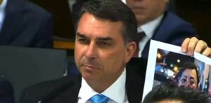 Flávio dá aula na sabatina e esfrega a verdade na cara de Messias (veja o vídeo)