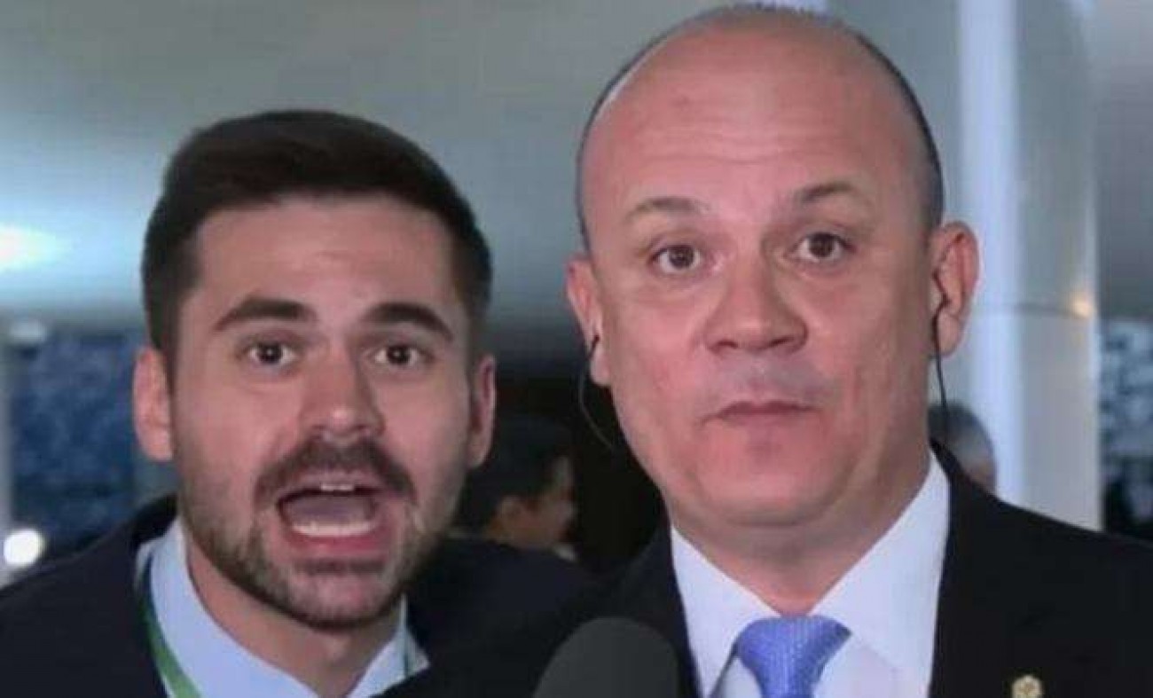 Assessor de Janones detido na Câmara após surto recebe a pior punição (veja o vídeo)