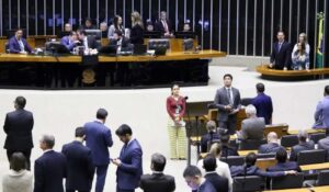 Com decisão de Nunes Marques, deputado do PT perde o mandato