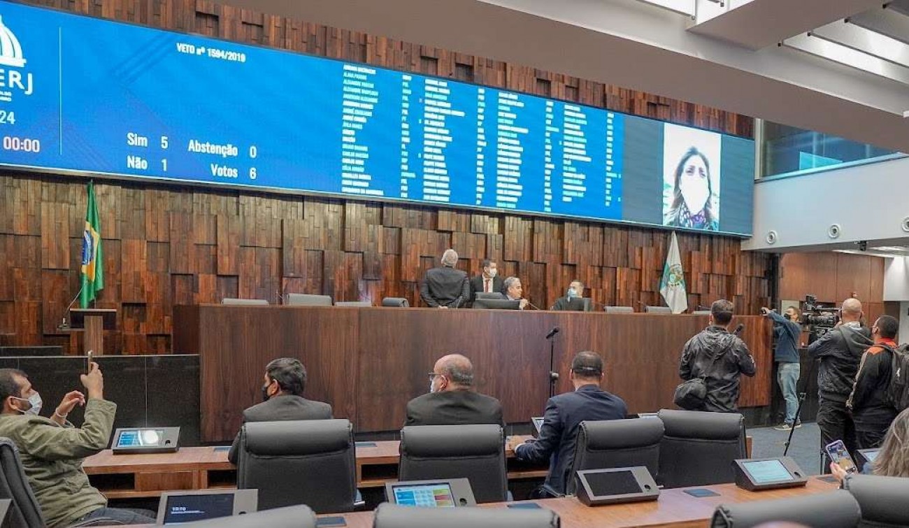 O Rio de Janeiro é inigualável: Deputados ameaçam expor amantes de desembargadores