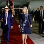 Totalmente fragilizado Lula desembarca em Washington