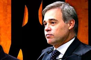 URGENTE: Mendonça determina buscas contra senador e manda prender primo de Daniel Vorcaro