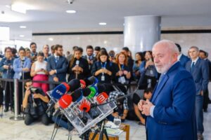 Associação Brasileira de Imprensa vergonhosamente sai em defesa de Lula