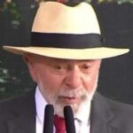 Depois de cobrar a taxa das blusinhas durante quase toda a sua gestão, Lula zera a poucos meses da eleição