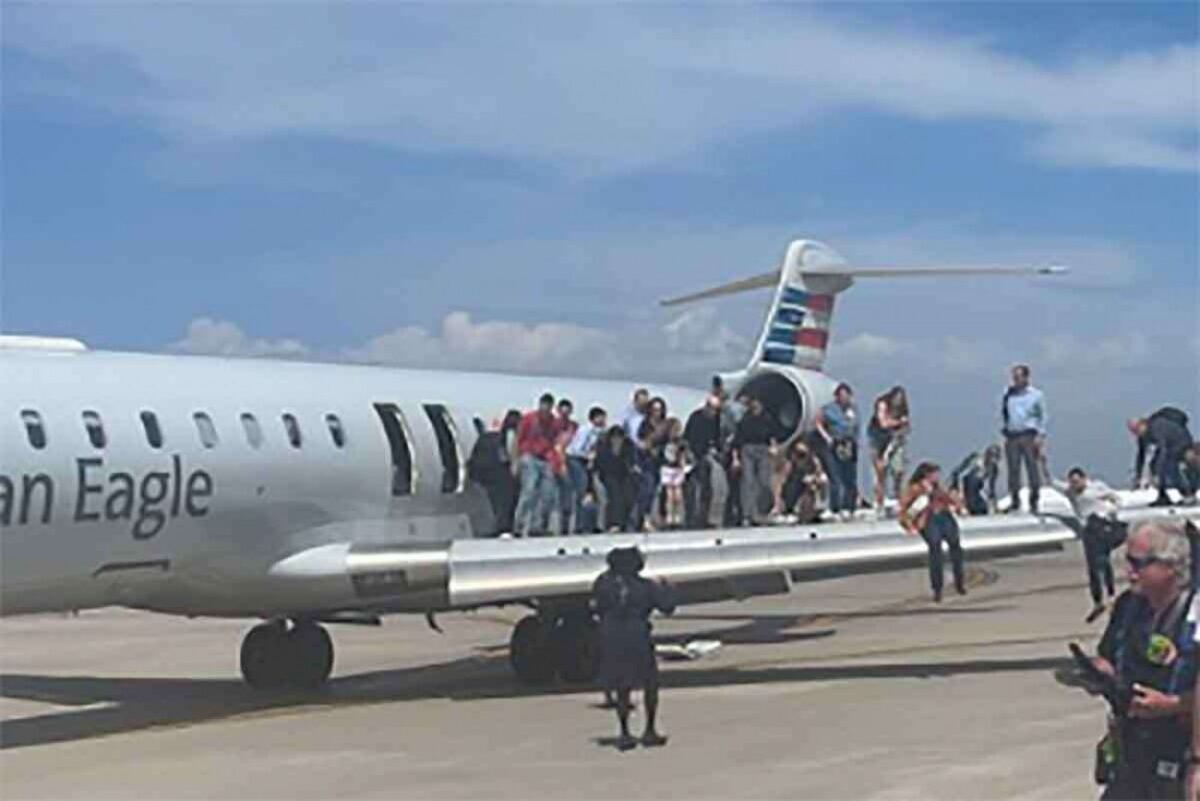 URGENTE: Avião com deputado e mais 75 pessoas é obrigado fazer pouso de emergência