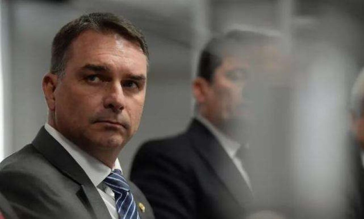 Flávio buscou tão somente a paridade de armas
