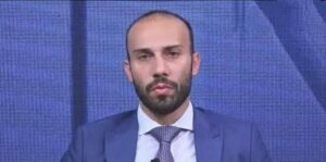 CEO da AtlasIntel se manifesta sobre a bizarra tática da pesquisa que atingiu Flávio