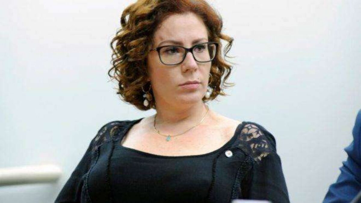 Dia decisivo para Carla Zambelli na Itália