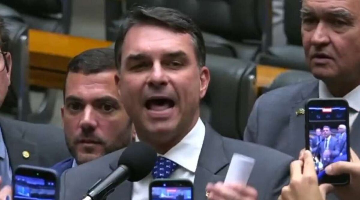 URGENTE: Nova pesquisa é divulgada e destrói a narrativa do áudio de Flávio
