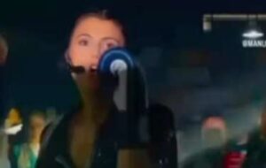 Manuela DÁvila promove evento, passa vergonha e é desmoralizada (veja o vídeo)