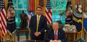 URGENTE: Surge a primeira foto de Flávio com Donald Trump