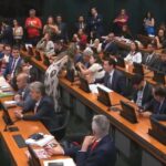 AO VIVO: Começa a votação que pode mudar o futuro da CLT no país (veja o vídeo)
