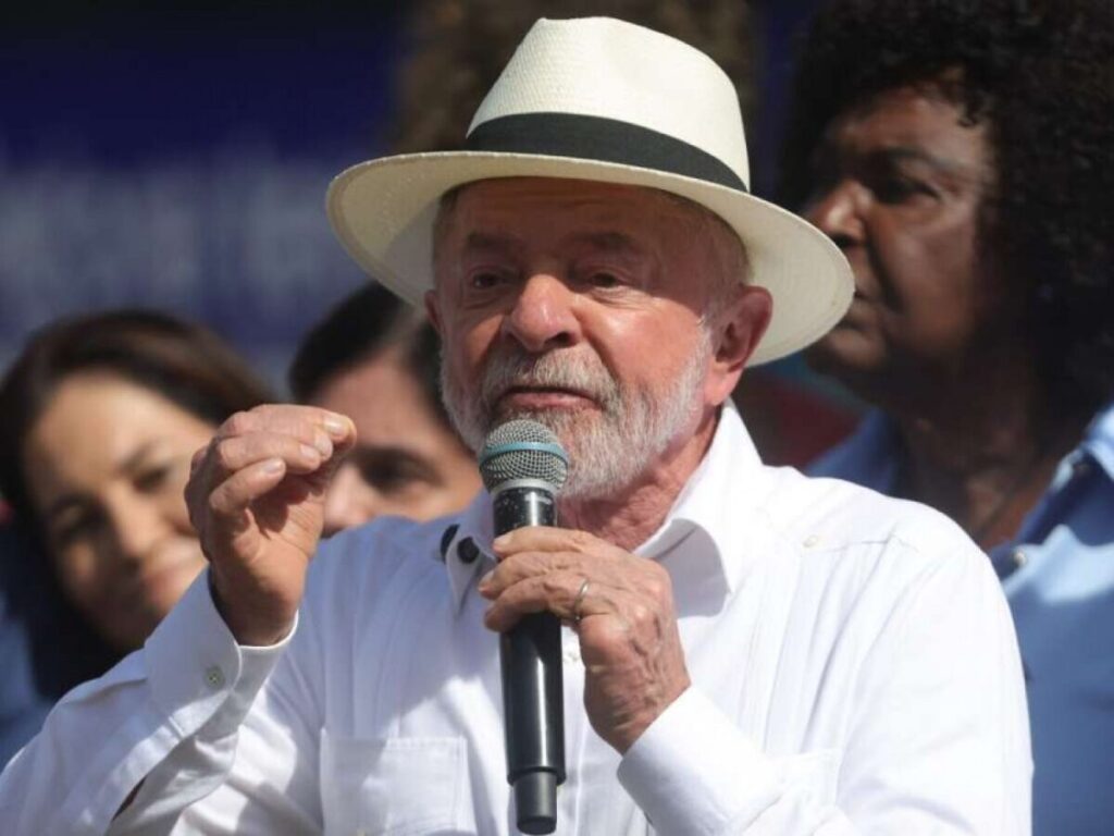 Lula optou por abocanhar bilhões em impostos e literalmente jogar o povo mais humilde na merda