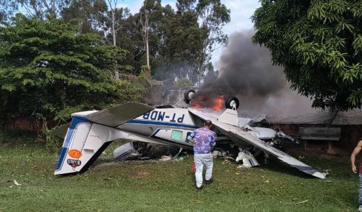 Mortes são confirmadas em acidente aéreo no interior de SP