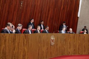 No comando do TSE, Nunes Marques toma nova decisão contra bizarrice da esquerda