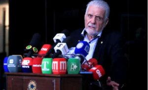 Ex-editor da Veja conta mais uma história para rechear o curioso e extenso curriculum de Jaques Wagner