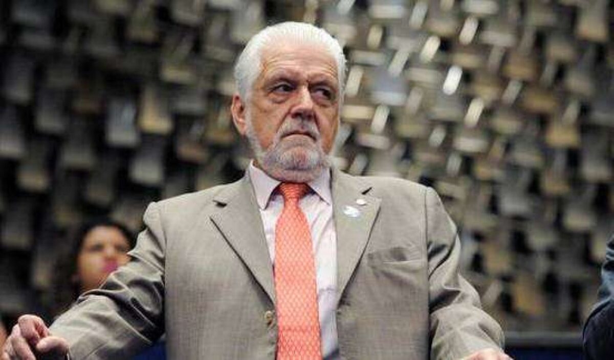 Pressão sobre Jaques Wagner cresce: É ele o laranja da vez…
