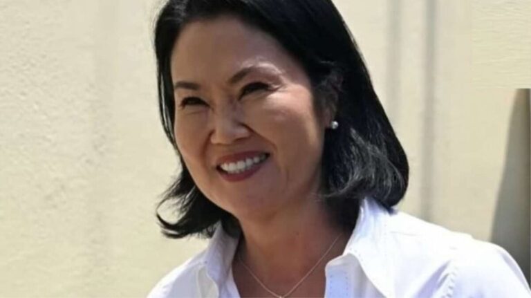Keiko é a presidente do Peru. Não pode mais ser alcançada. Vitória da direita
