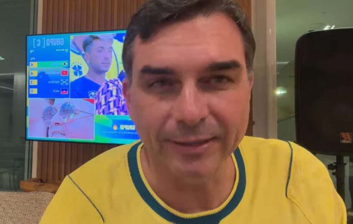 URGENTE: Flávio se manifesta após ser alvo de forte declaração de Michelle (veja o vídeo)
