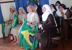 Freiras viralizam na comemoração da vitória do Brasil sobre o Japão (veja o vídeo)