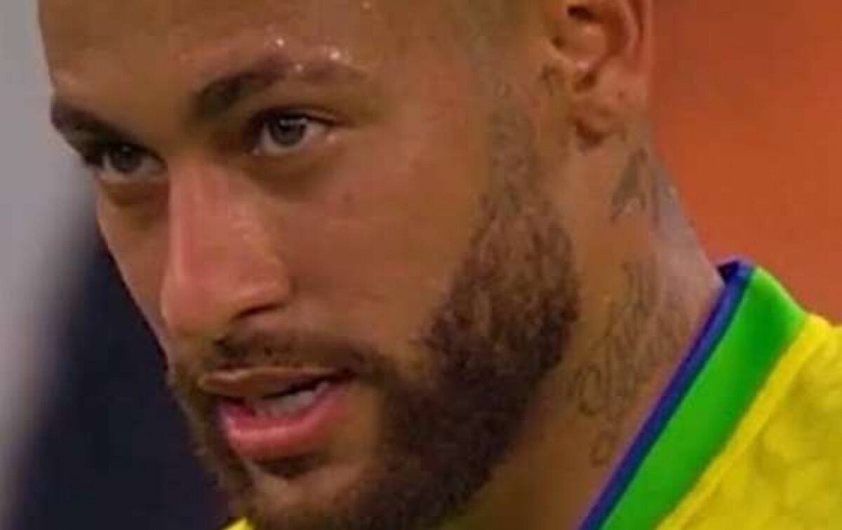 Neymar não perdoa e ironiza previsão de economista contra o Brasil