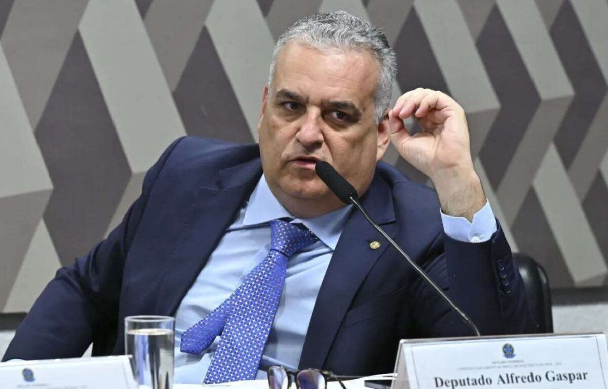 Alfredo Gaspar faz forte declaração sobre elo entre PT e PCC