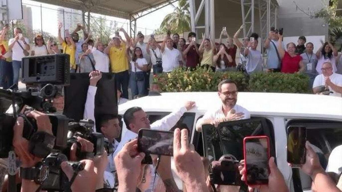 Direita vence o primeiro turno da eleição presidencial na Colômbia