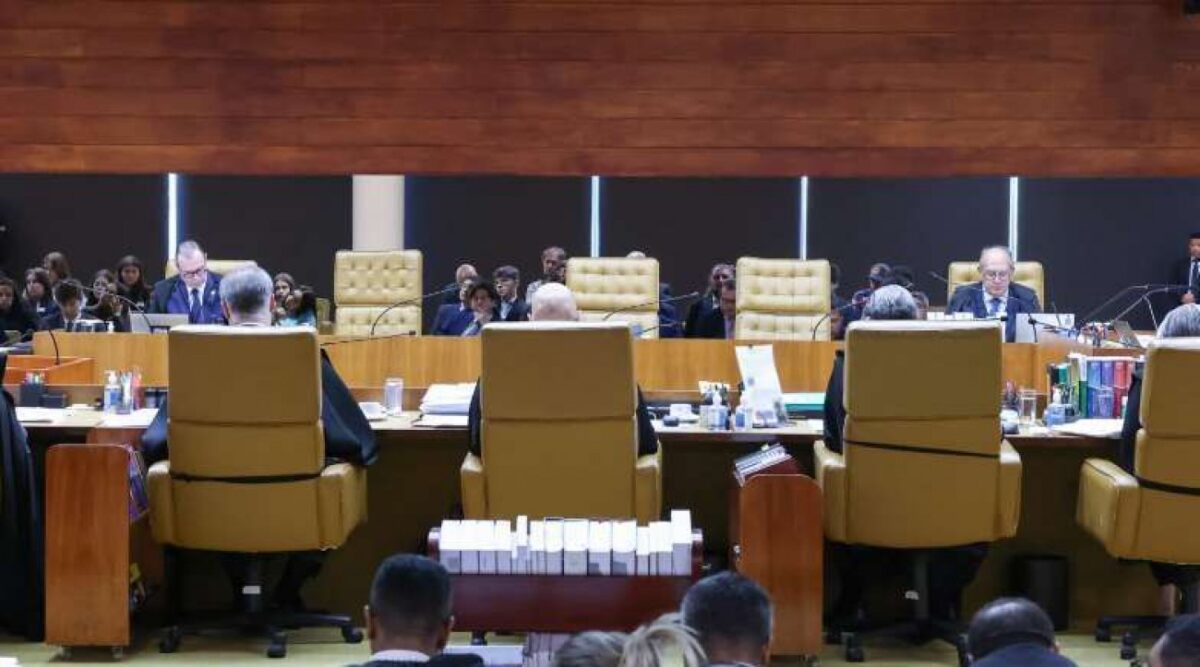 EUA apontam 2 ministros do STF como causadores do tarifaço