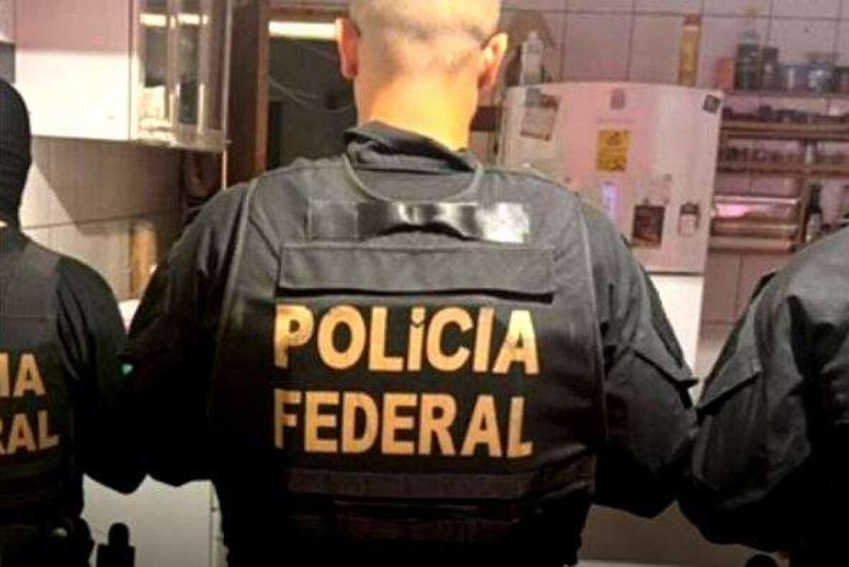 URGENTE: PF faz operação contra grupo sancionado pelos EUA e prende secretária