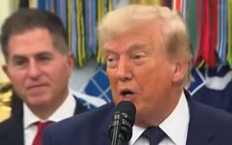 URGENTE: Trump se revolta com árbitro brasileiro e aciona a Fifa